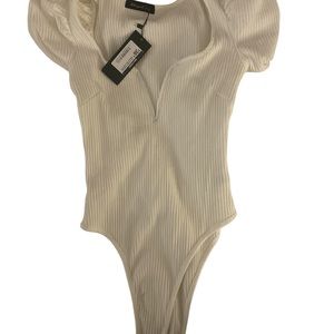Boho lifestyle white medium body suit NEVER WORN